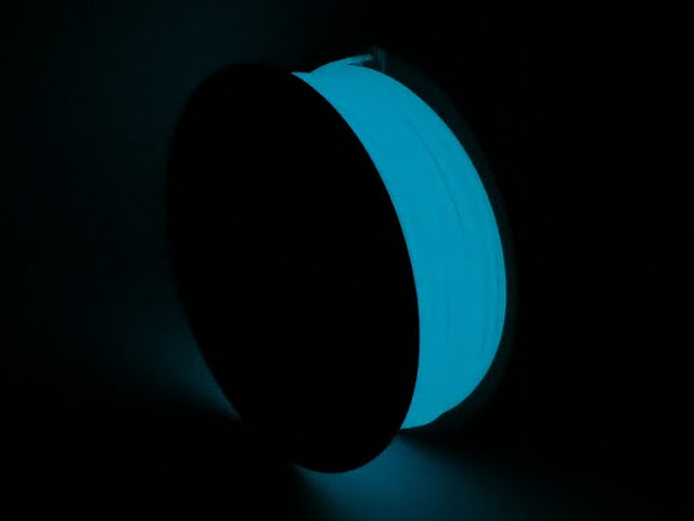 MatterHackers  Blue Glow in the Dark  ABS 1.75 mm